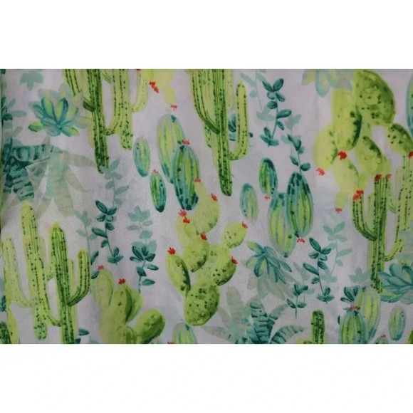 Torrid Silky Short Sleeve Blouse-Size 3X-Cactus-Back Buttons-Chiffon - Picture 3 of 9